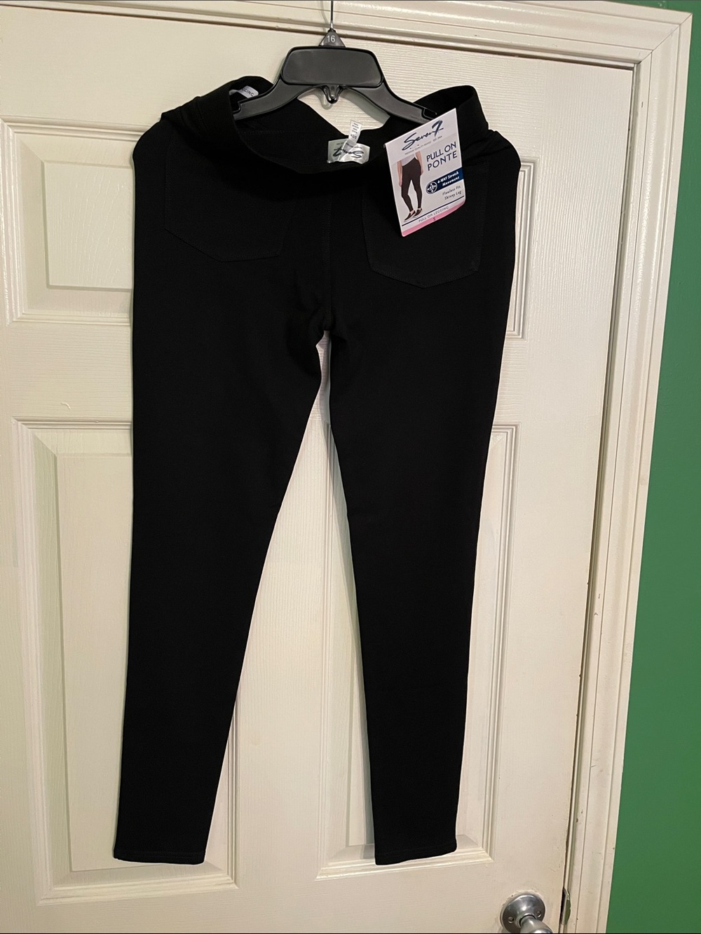 Seven7 Black Pull-On Ponte Leggings